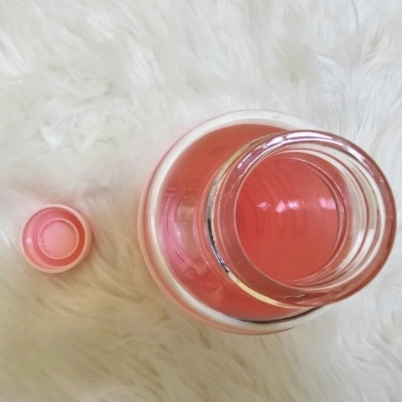 Dior Bottle Pink - Picture 5 of 7